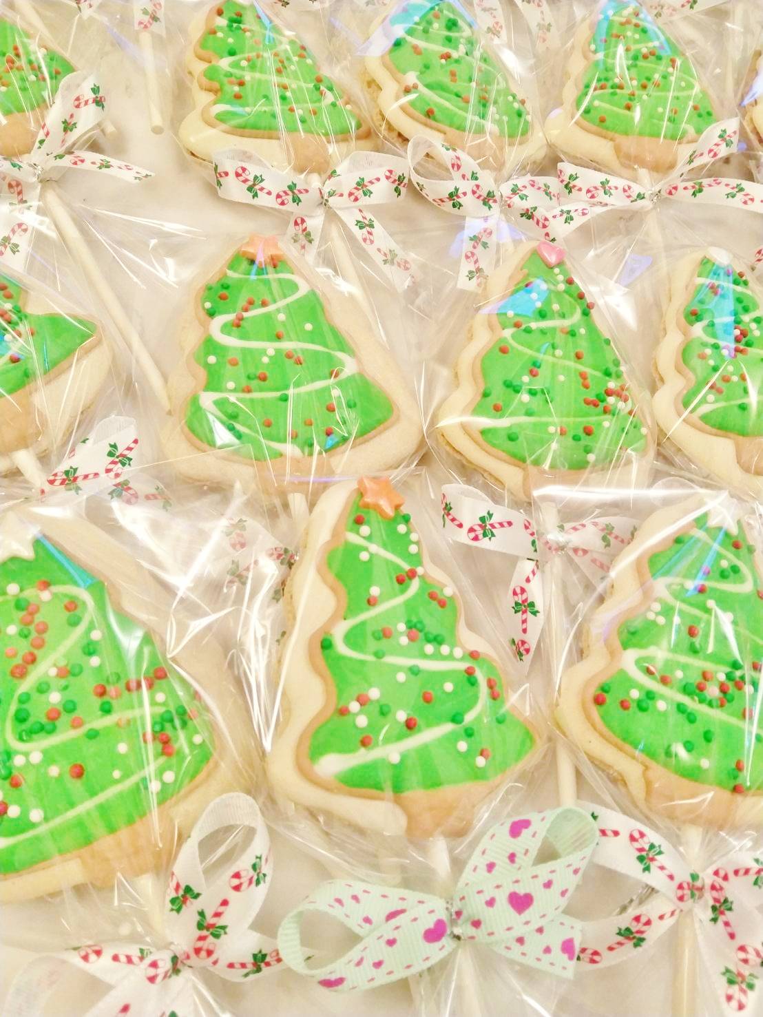 聖誕樹手繪蛋白糖霜餅